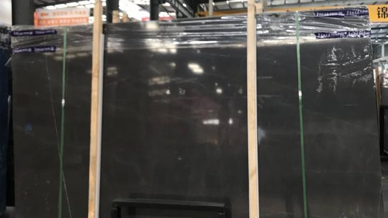 石材翻新还是更换？揭秘石材保养的两种选择